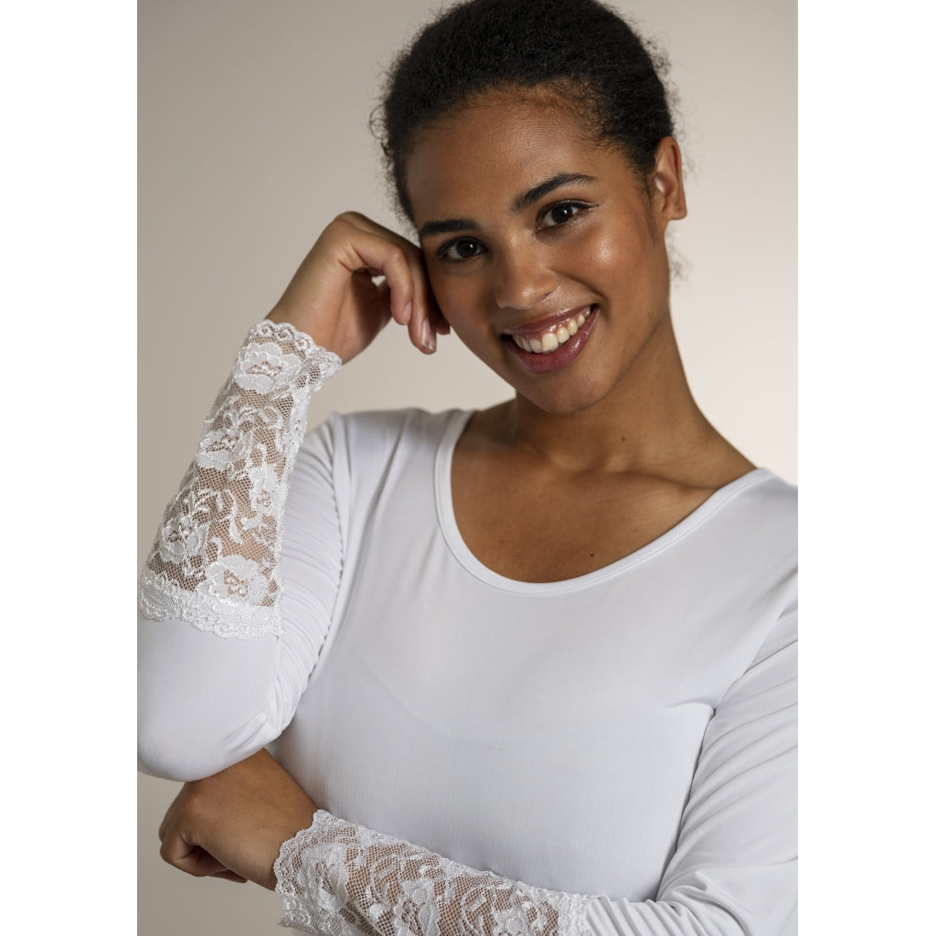Sandgaard Bluse med blonde ærmer Top White